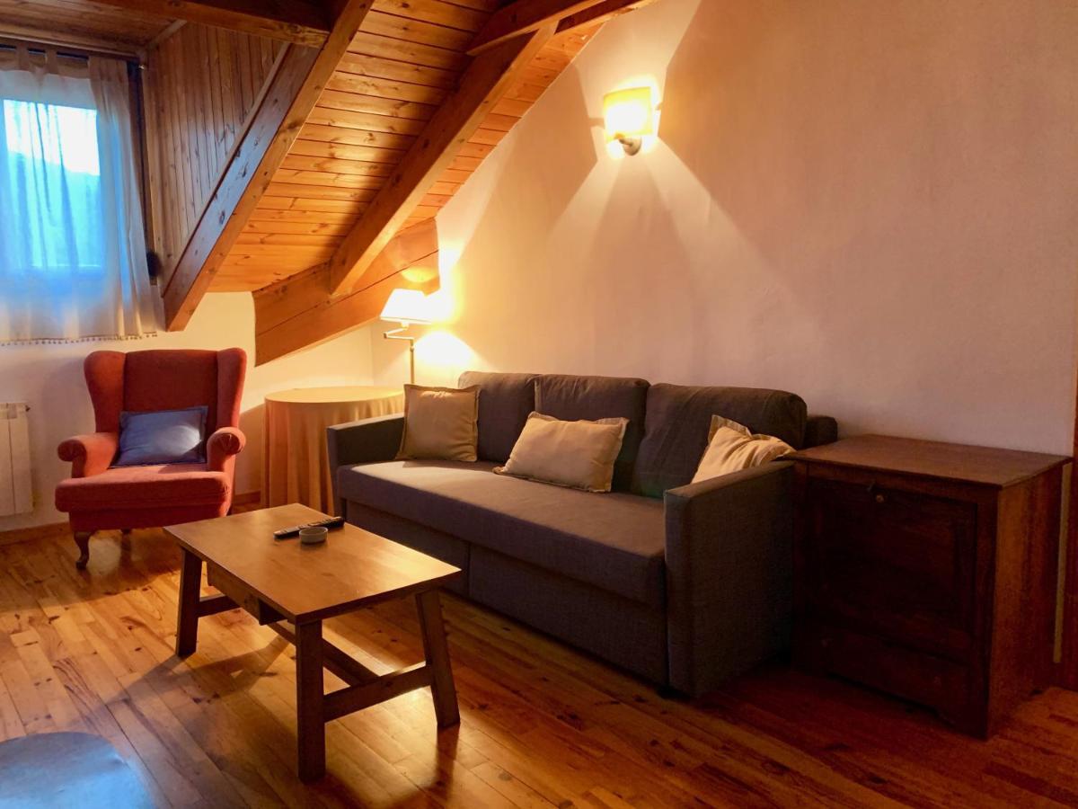 Bpirineos-Estos Appartement Benasque Buitenkant foto